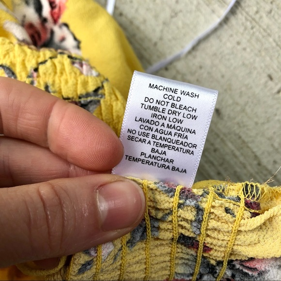 Love Tree small yellow summer top halter tie with lining and floral print - Picture 6 of 16